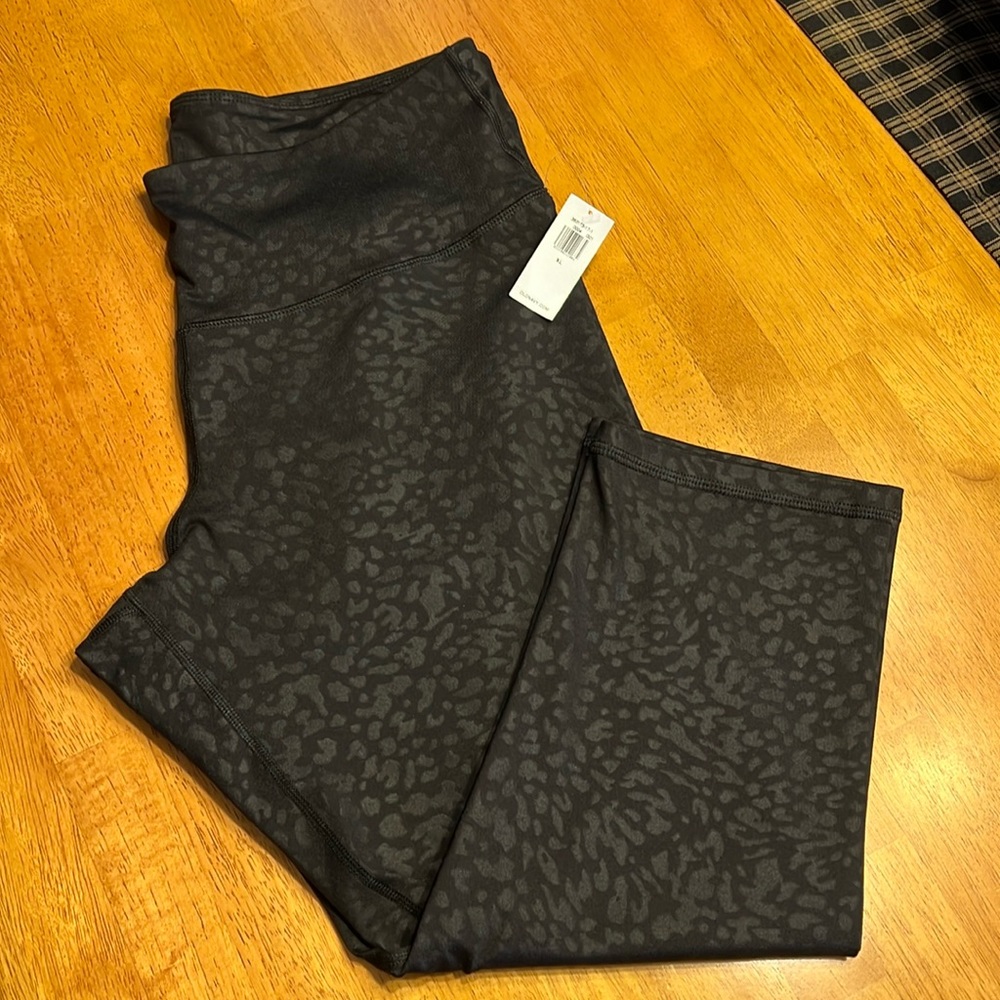 Old Navy Active High Rise Go Dry Leggings - Sz XL - 21” - NWT